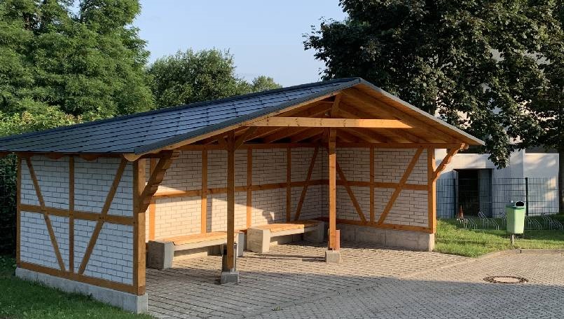 Im Jahr 2019 wurde der Raucher-Carport erneuert