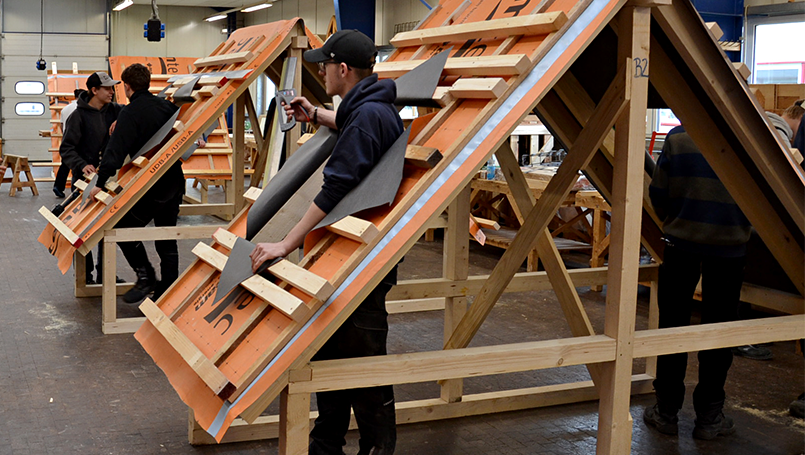 Bild 04 | Fachgerechter Einbau von VELUX-Dachfenstern abc Bau M-V GmbH Fachgerechter Einbau von VELUX-Dachfenstern