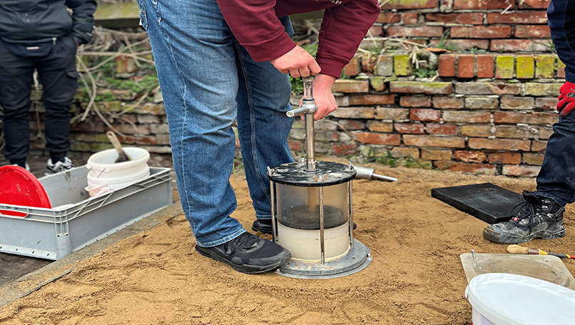 Bild 06 | Verdichtungsgrad-Densitometerverfahren abc Bau M-V GmbH Verdichtungsgrad-Densitometerverfahren